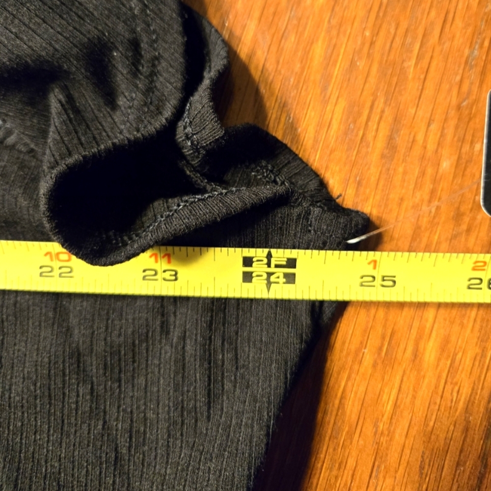 Torrid Ribbed Knit Ruffle Sleeve Top 4X - Picture 4 of 8